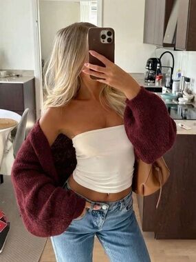 Women's Casual Cute Y2K Style Ribbed Cropped Minimalist Knit Cardigan Sweater, S